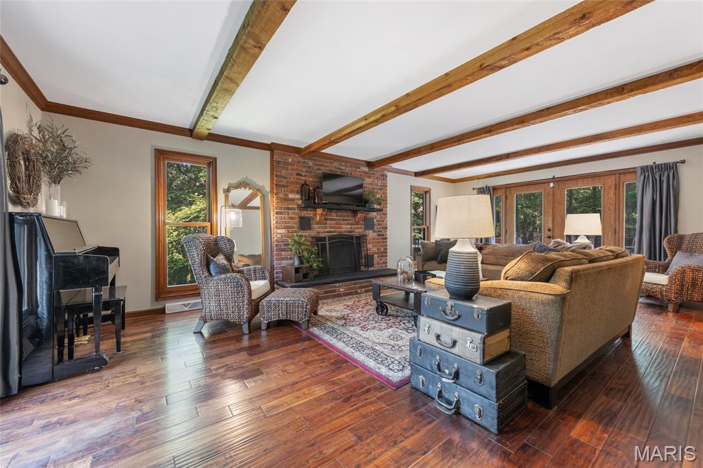 5 Dogwood Trail
