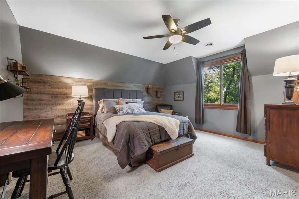 5 Dogwood Trail