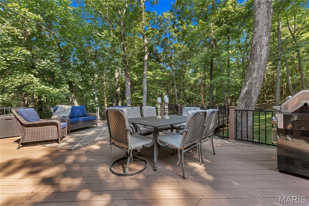5 Dogwood Trail