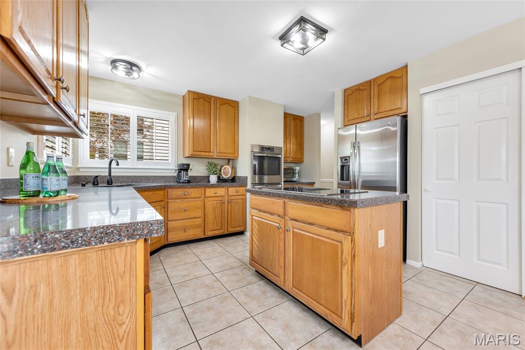 17213 Lafayette Trails Drive