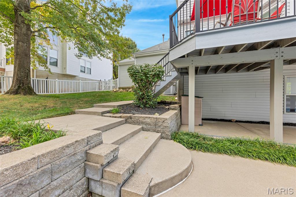 17213 Lafayette Trails Drive