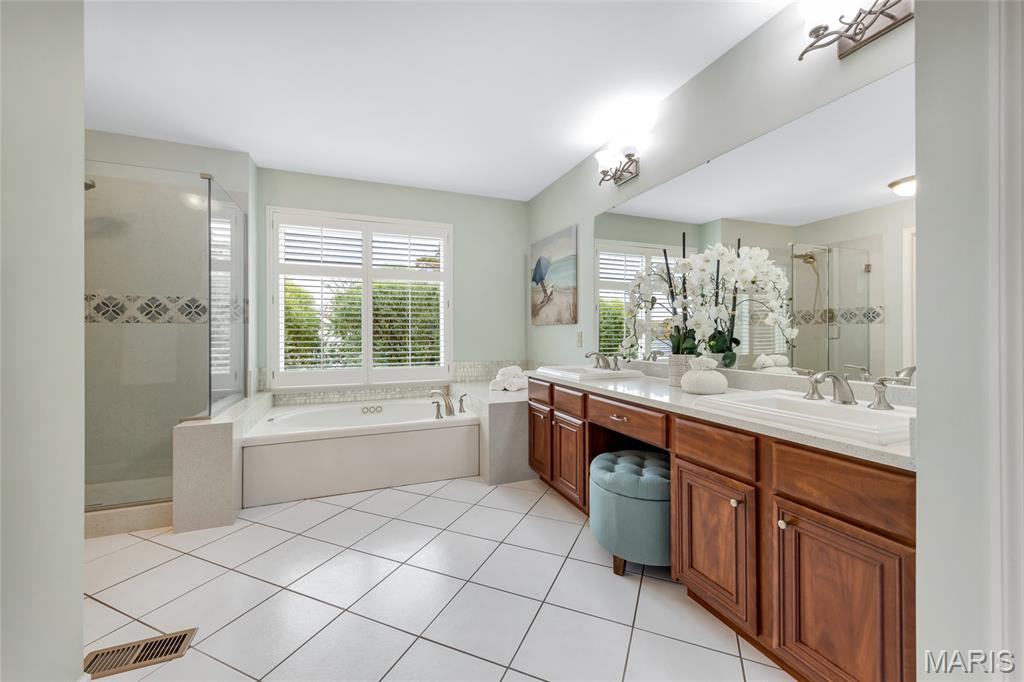 17213 Lafayette Trails Drive