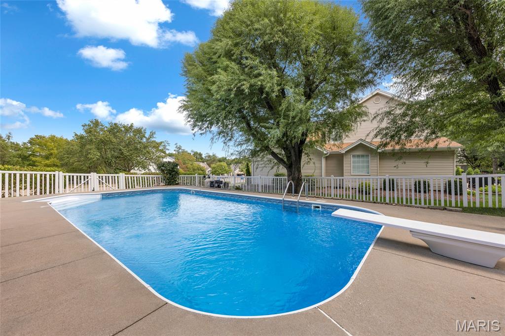 17213 Lafayette Trails Drive