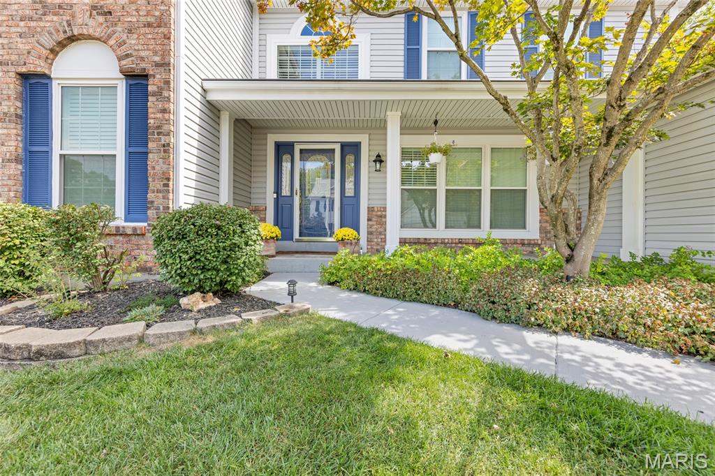 17213 Lafayette Trails Drive