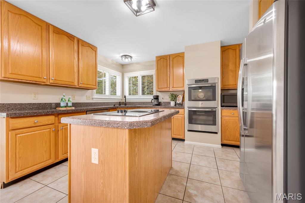 17213 Lafayette Trails Drive