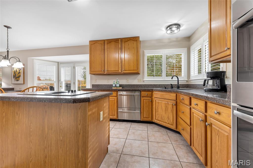 17213 Lafayette Trails Drive