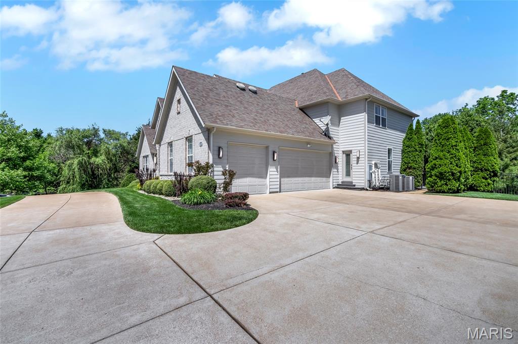 18239 Canyon Forest Court