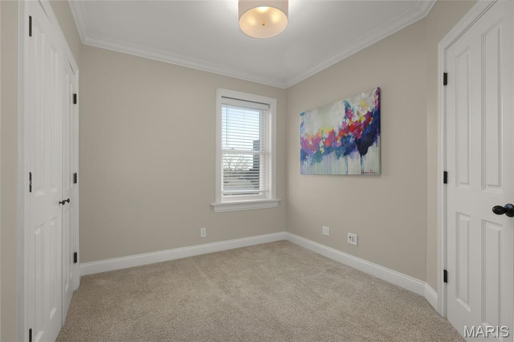 116 N Central Avenue Unit: 3S