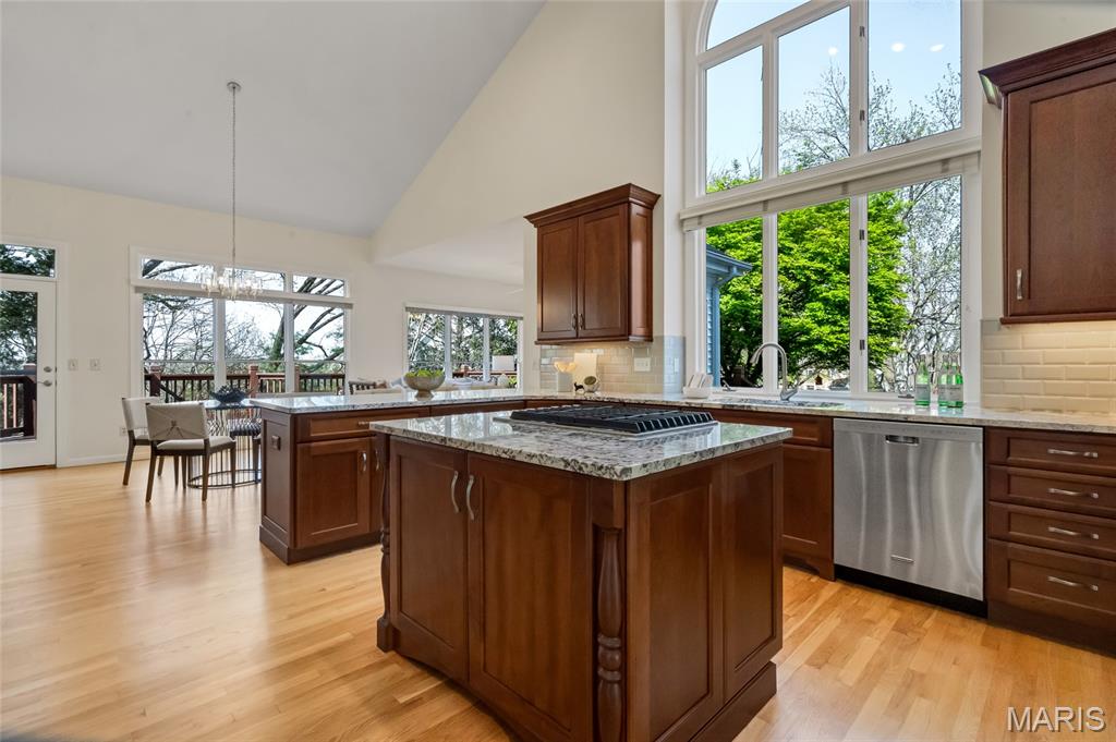 1201 Turnberry Ridge Court