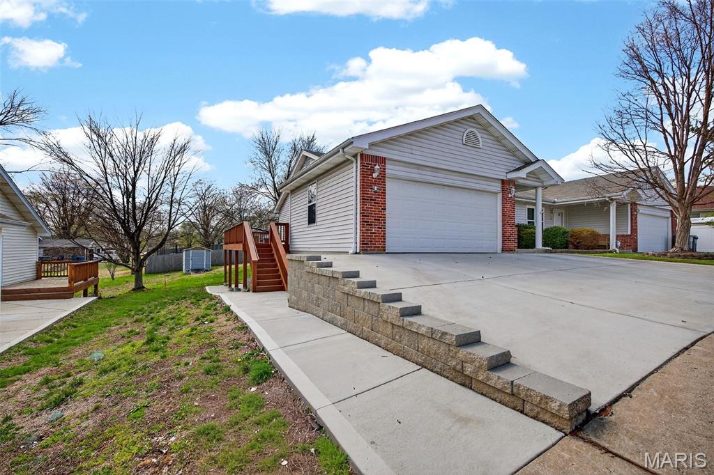 2425 Muegge Road