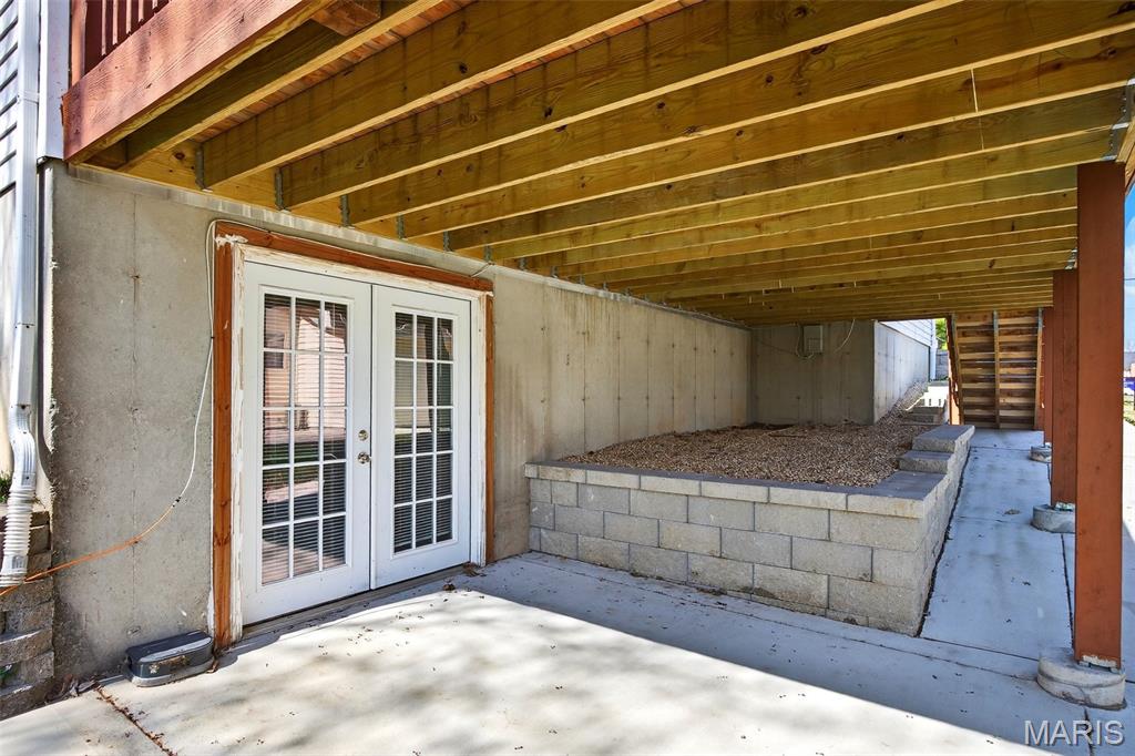 2425 Muegge Road