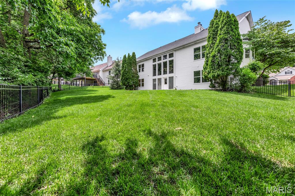 610 Dartmouth Crest Drive
