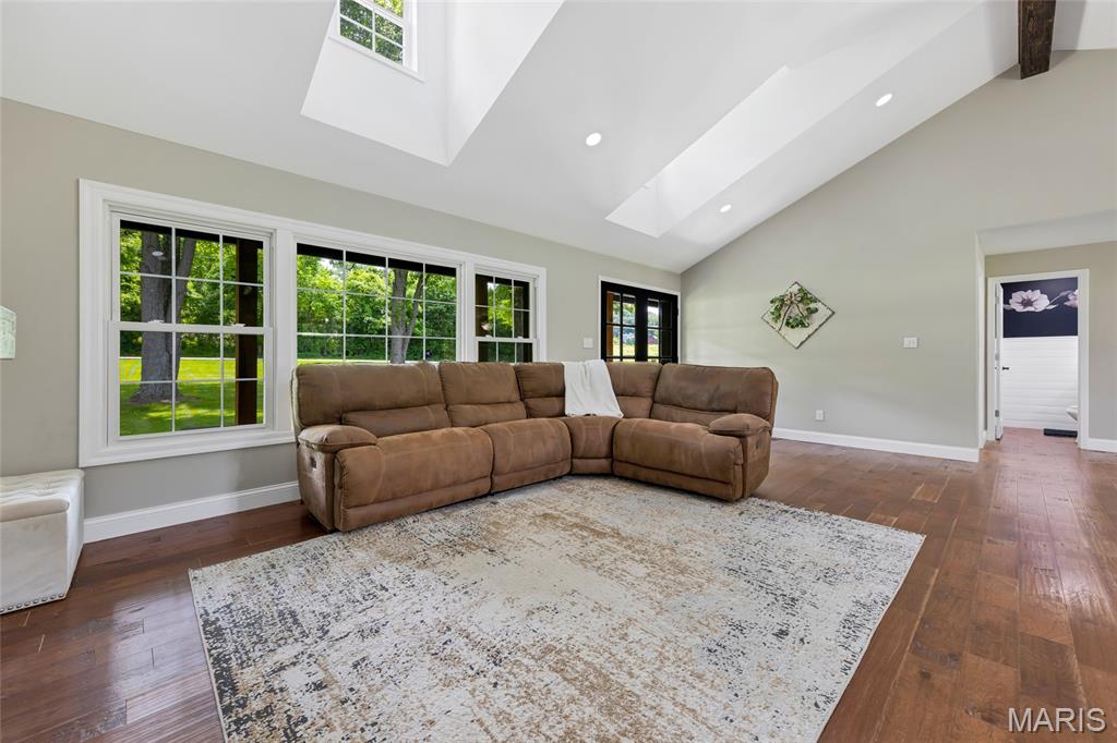 4733 Fox Creek Road