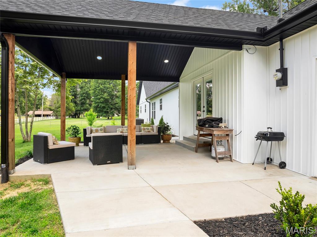 4733 Fox Creek Road