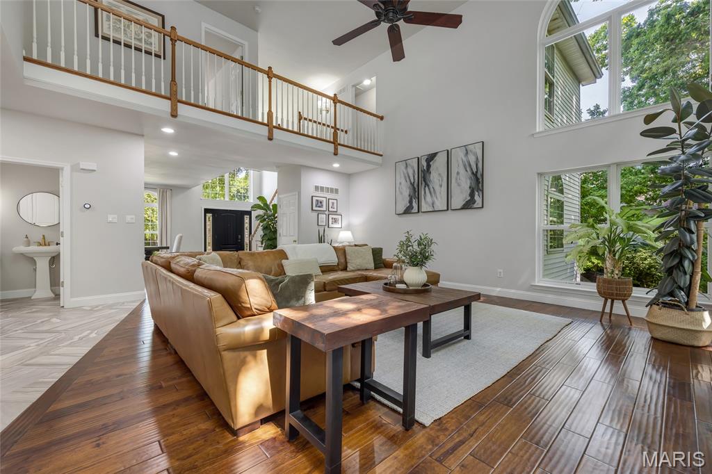 724 Oaksdale Summit Court