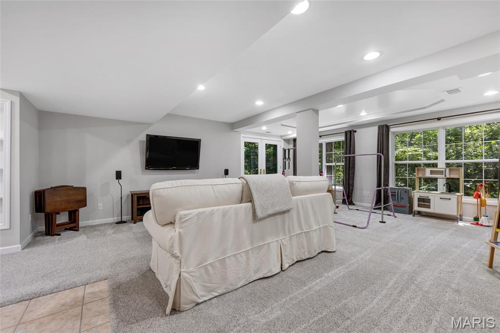 724 Oaksdale Summit Court