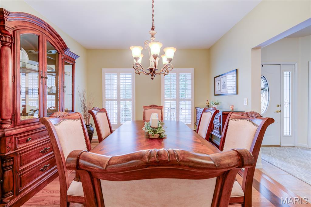 64 Hickory Meadows Court