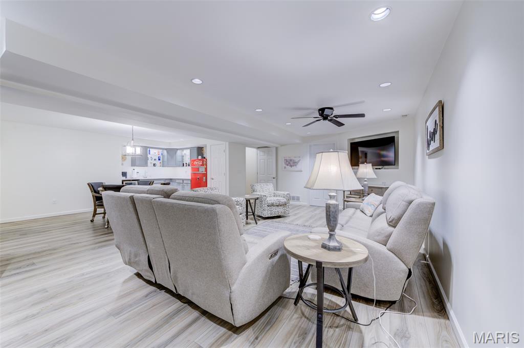 64 Hickory Meadows Court