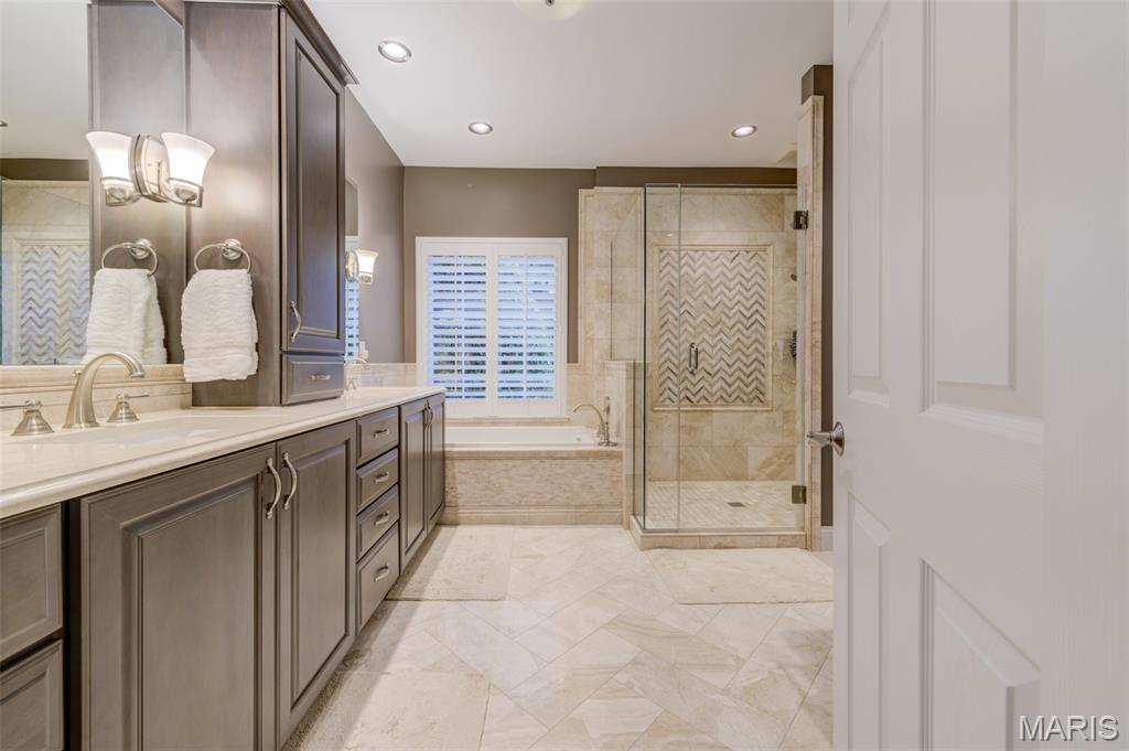 64 Hickory Meadows Court