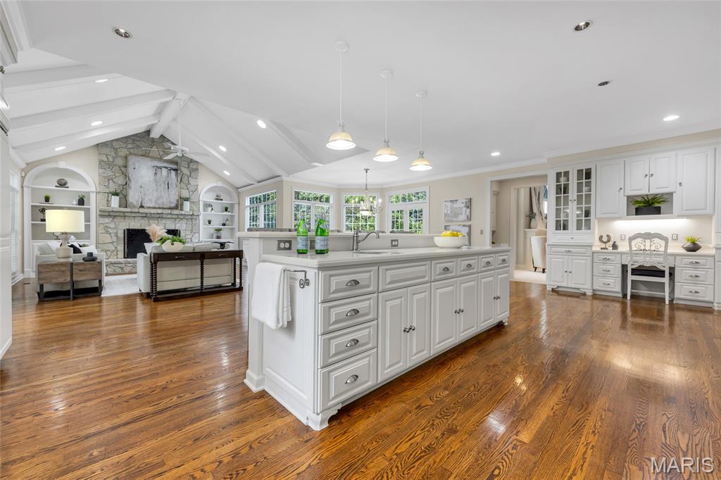943 Norrington Way
