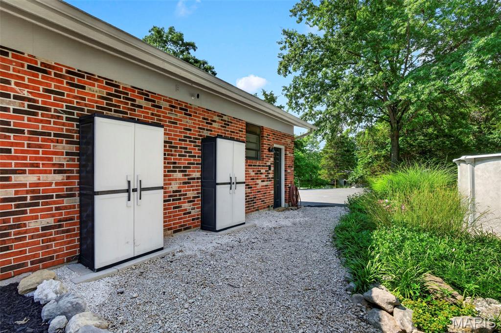 2710 Wild Valley Drive