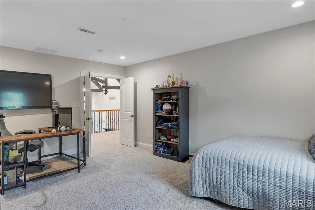 3760 Bear Tooth Lane