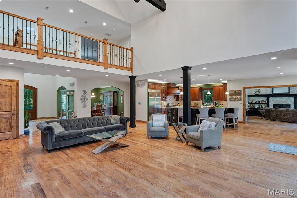 3760 Bear Tooth Lane