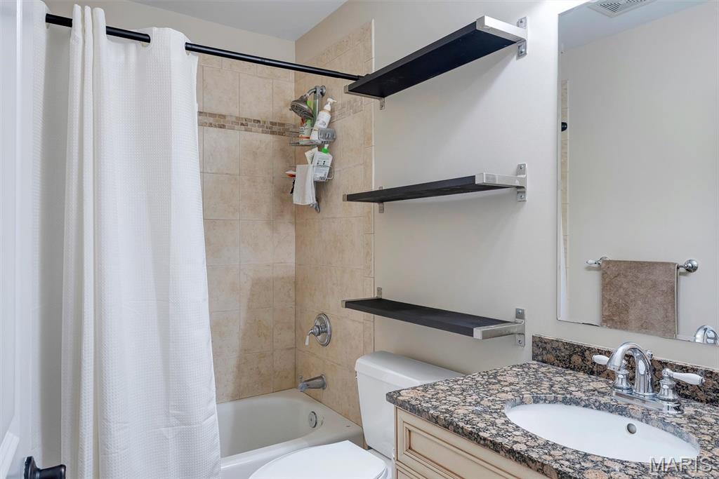 3760 Bear Tooth Lane
