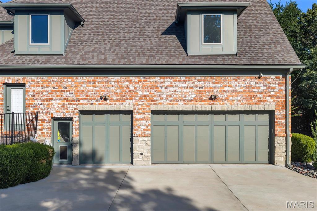 3760 Bear Tooth Lane