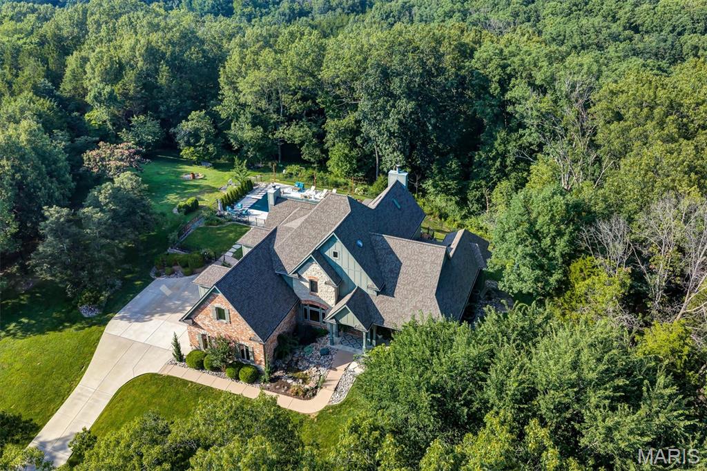 3760 Bear Tooth Lane