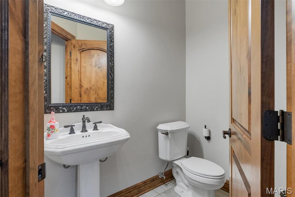 3760 Bear Tooth Lane