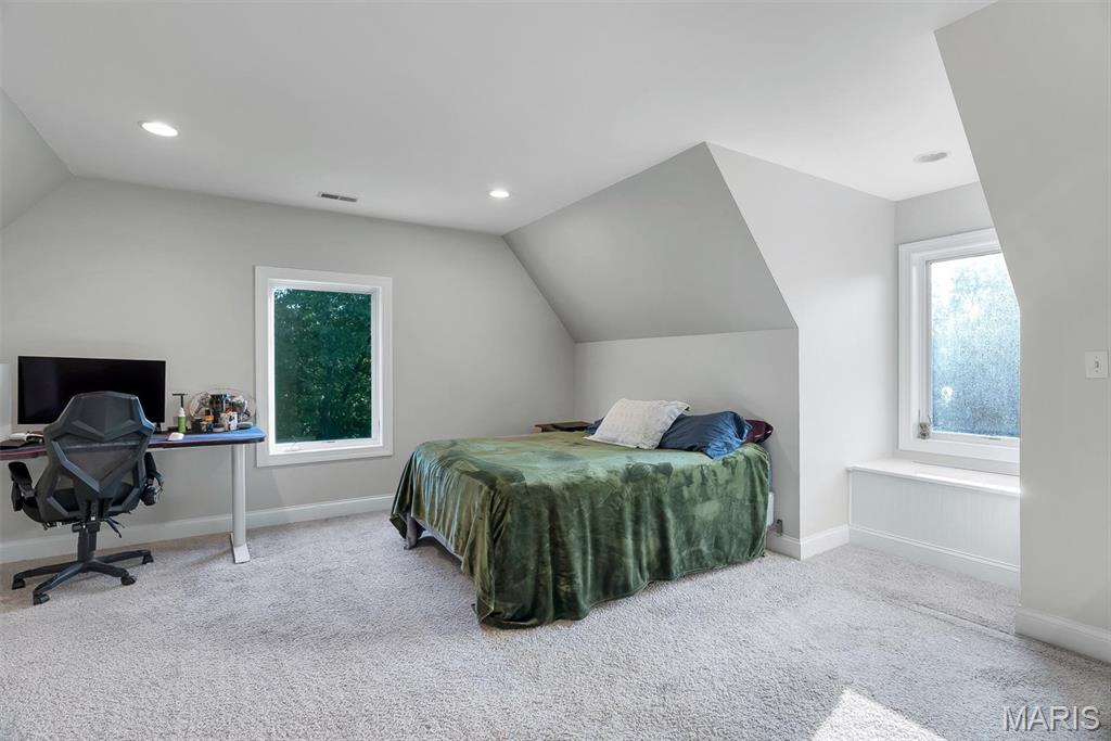 3760 Bear Tooth Lane