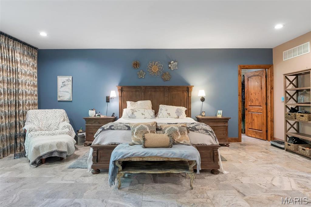 3760 Bear Tooth Lane