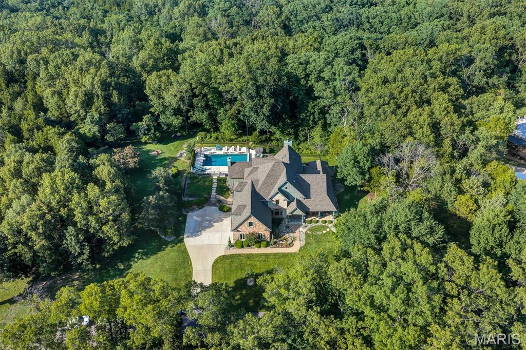 3760 Bear Tooth Lane