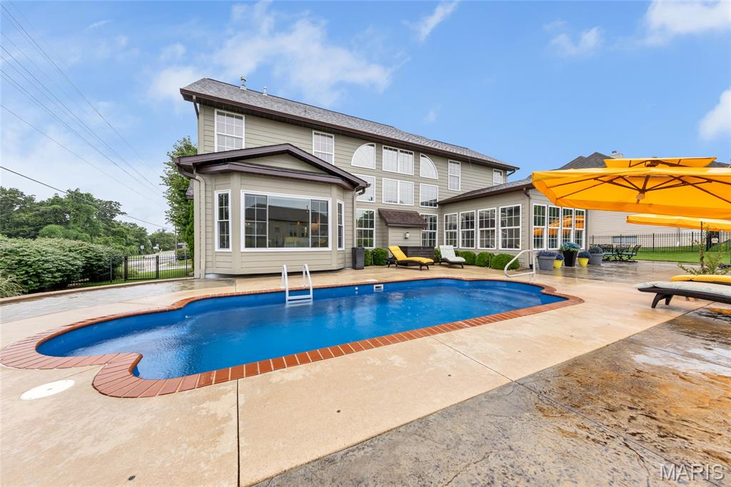 100 Sunnybrooke Estates Court