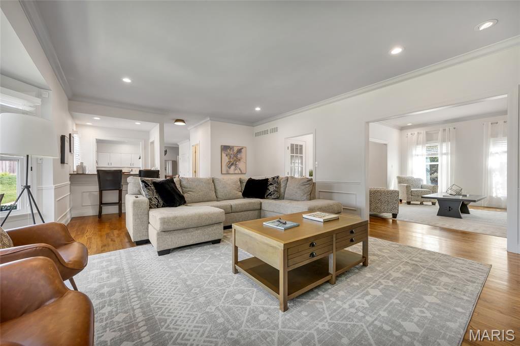 15525 Windsor Ridge Court