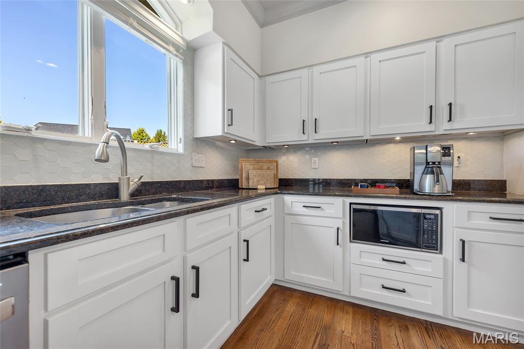 15525 Windsor Ridge Court