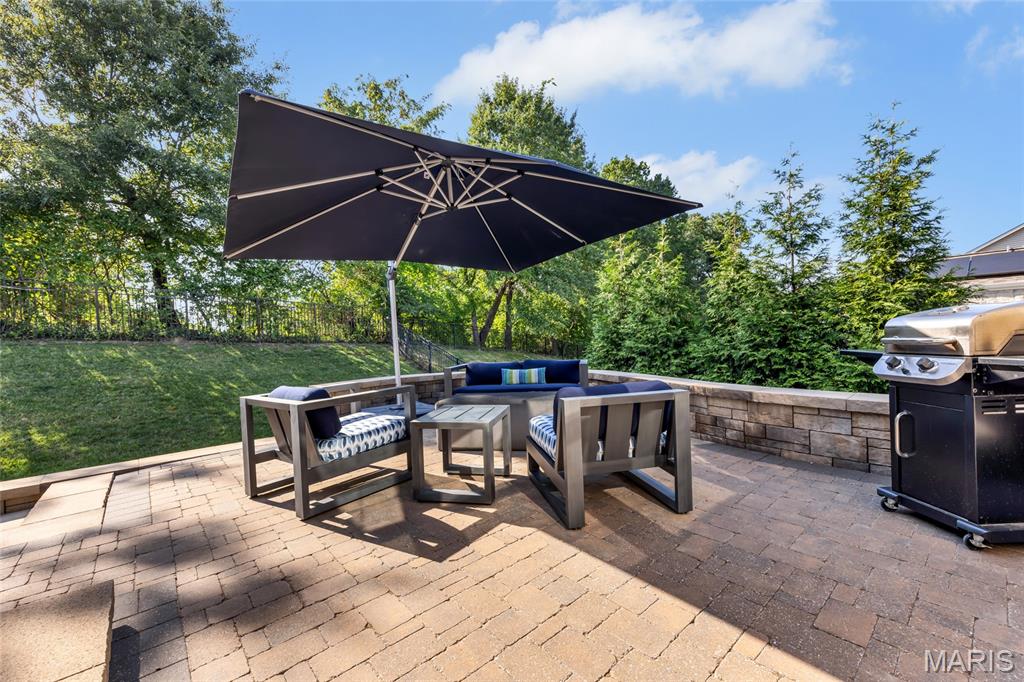 961 Chapelwood Court