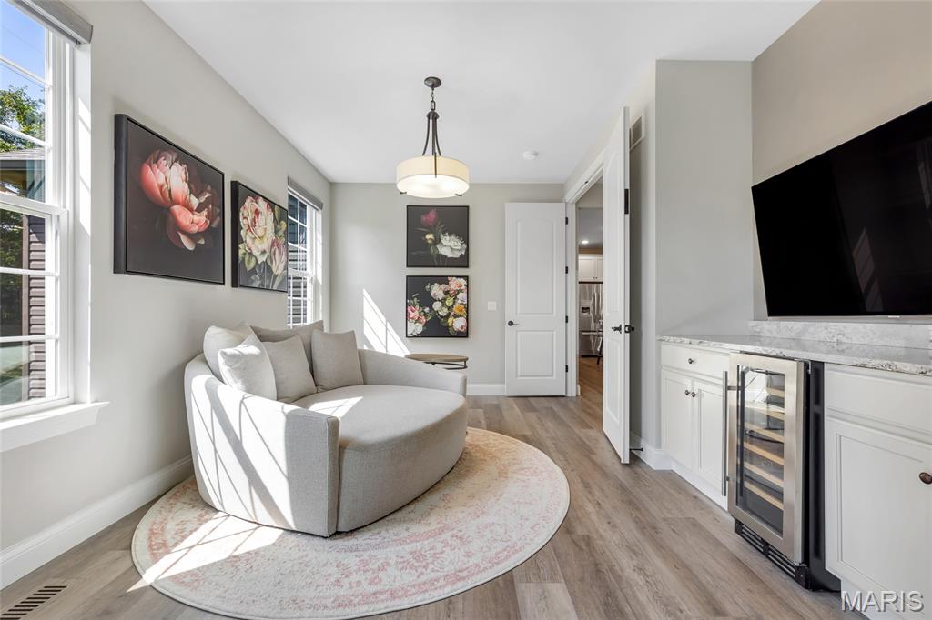 961 Chapelwood Court