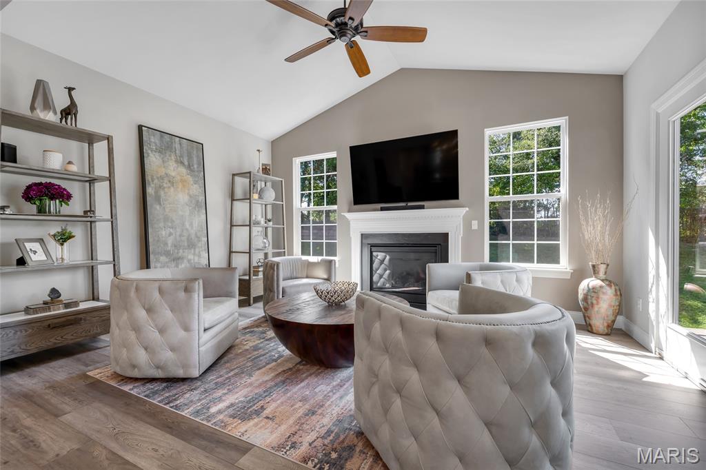 961 Chapelwood Court