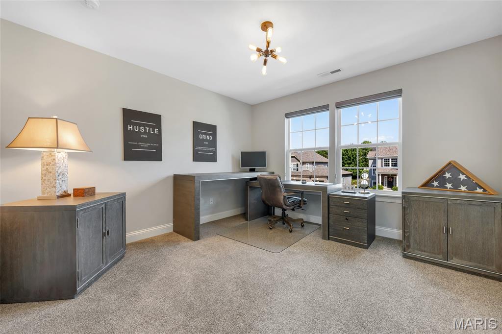 961 Chapelwood Court