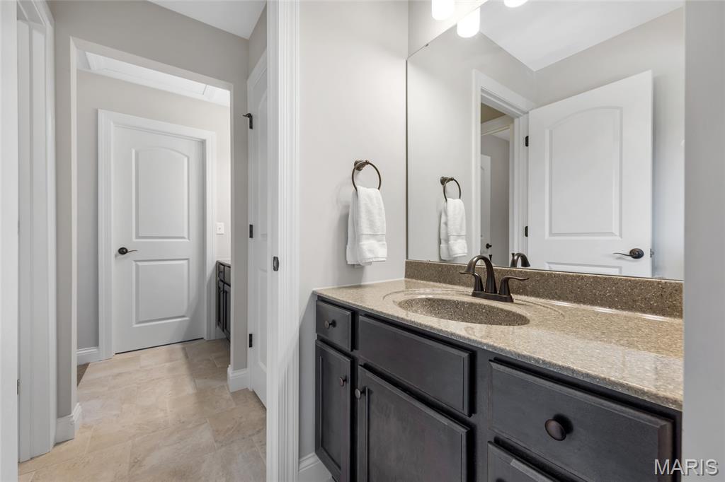 961 Chapelwood Court