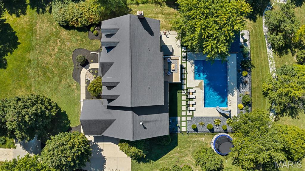 1109 Windridge Estates Lane