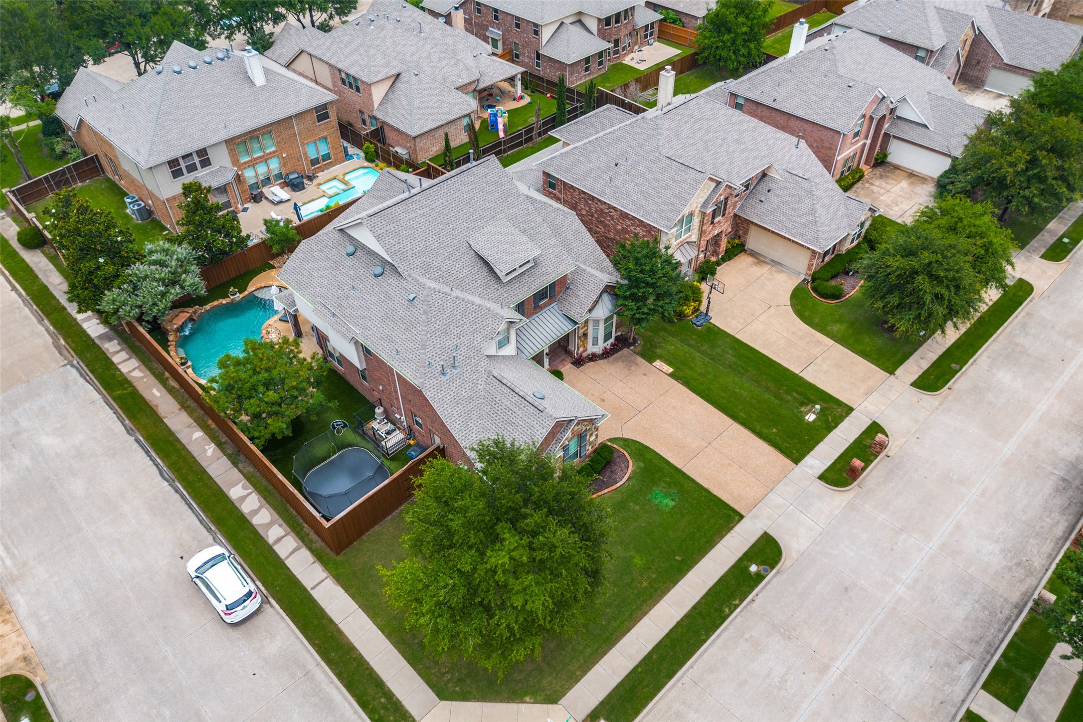 972 Pelican Drive