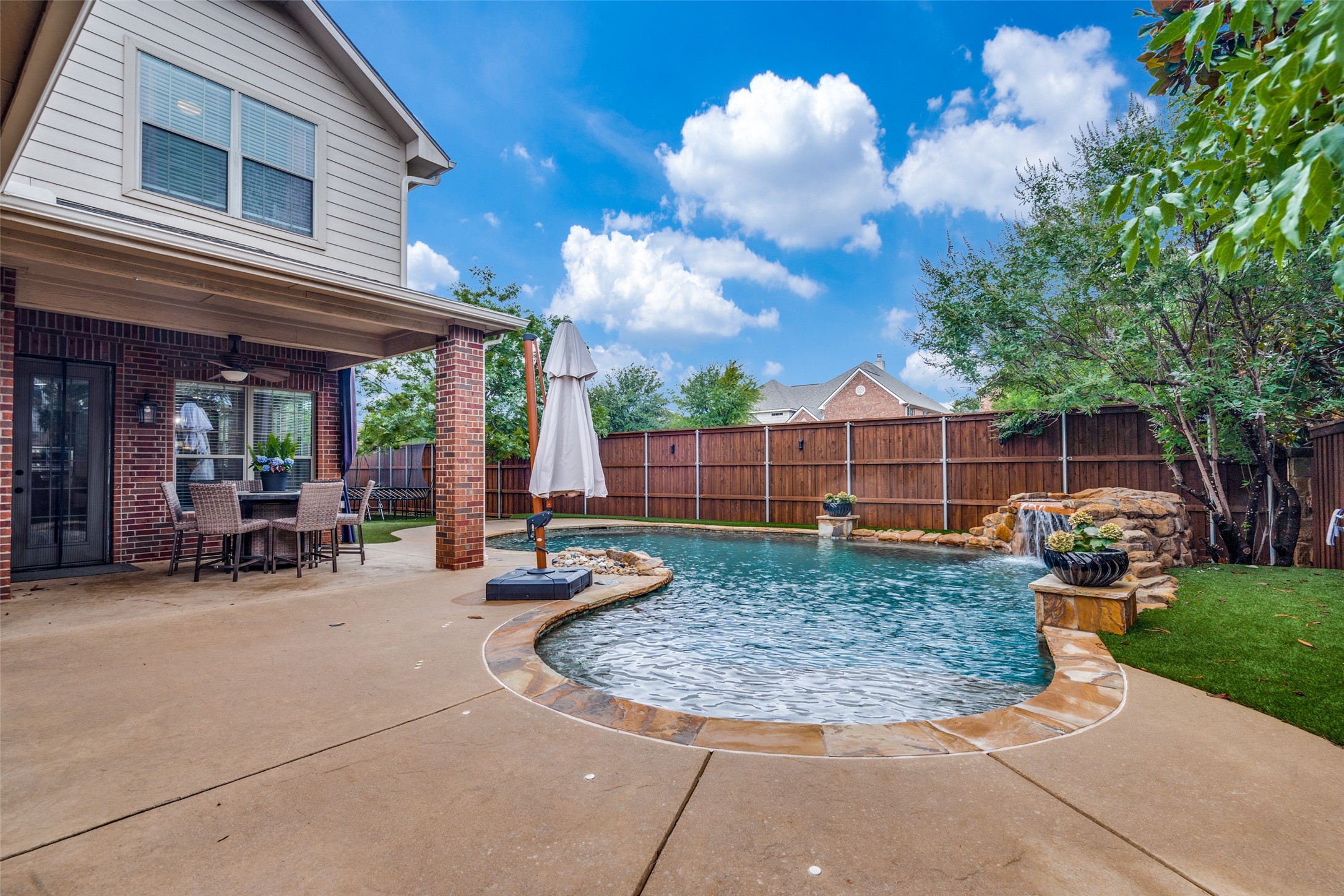 972 Pelican Drive