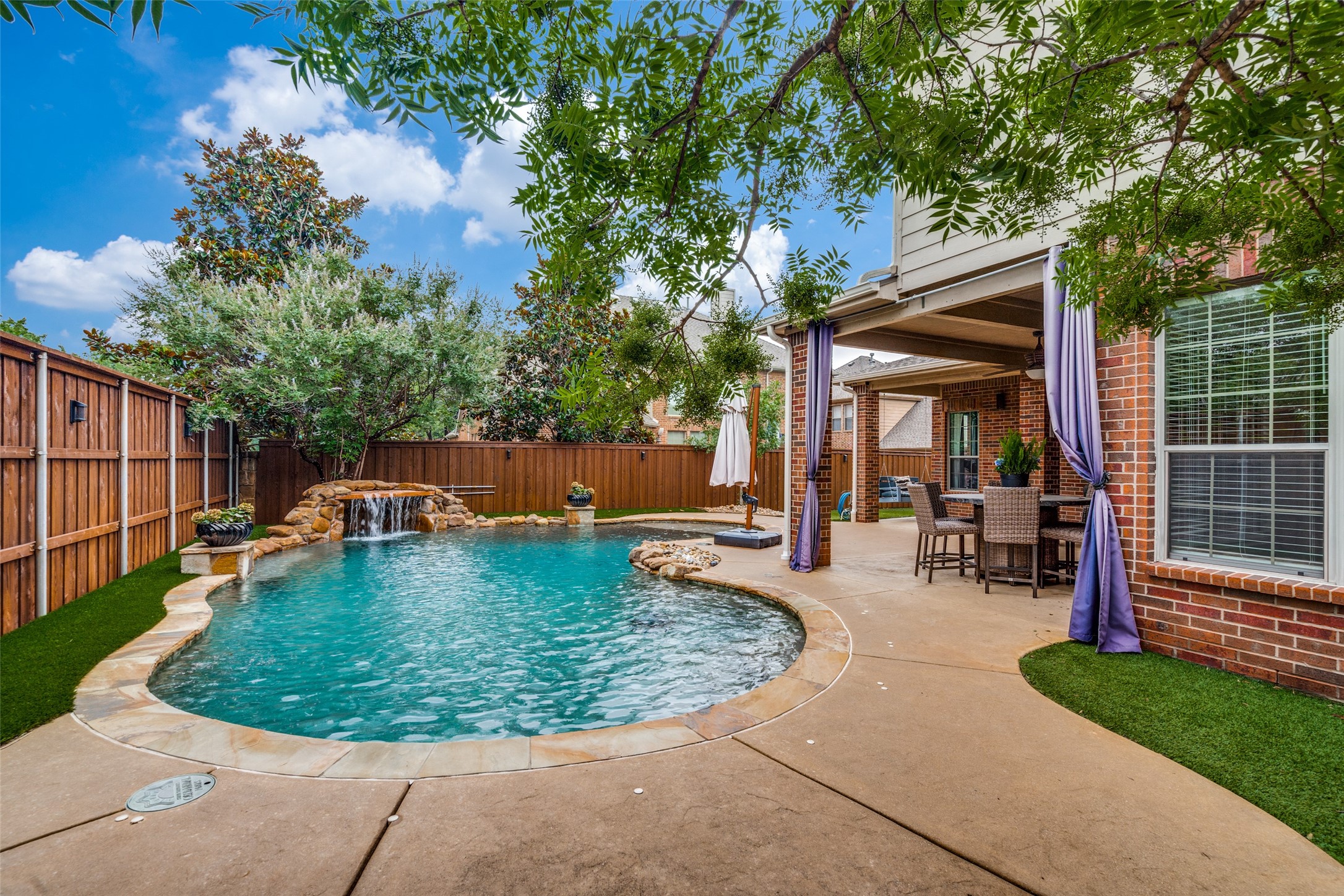 972 Pelican Drive