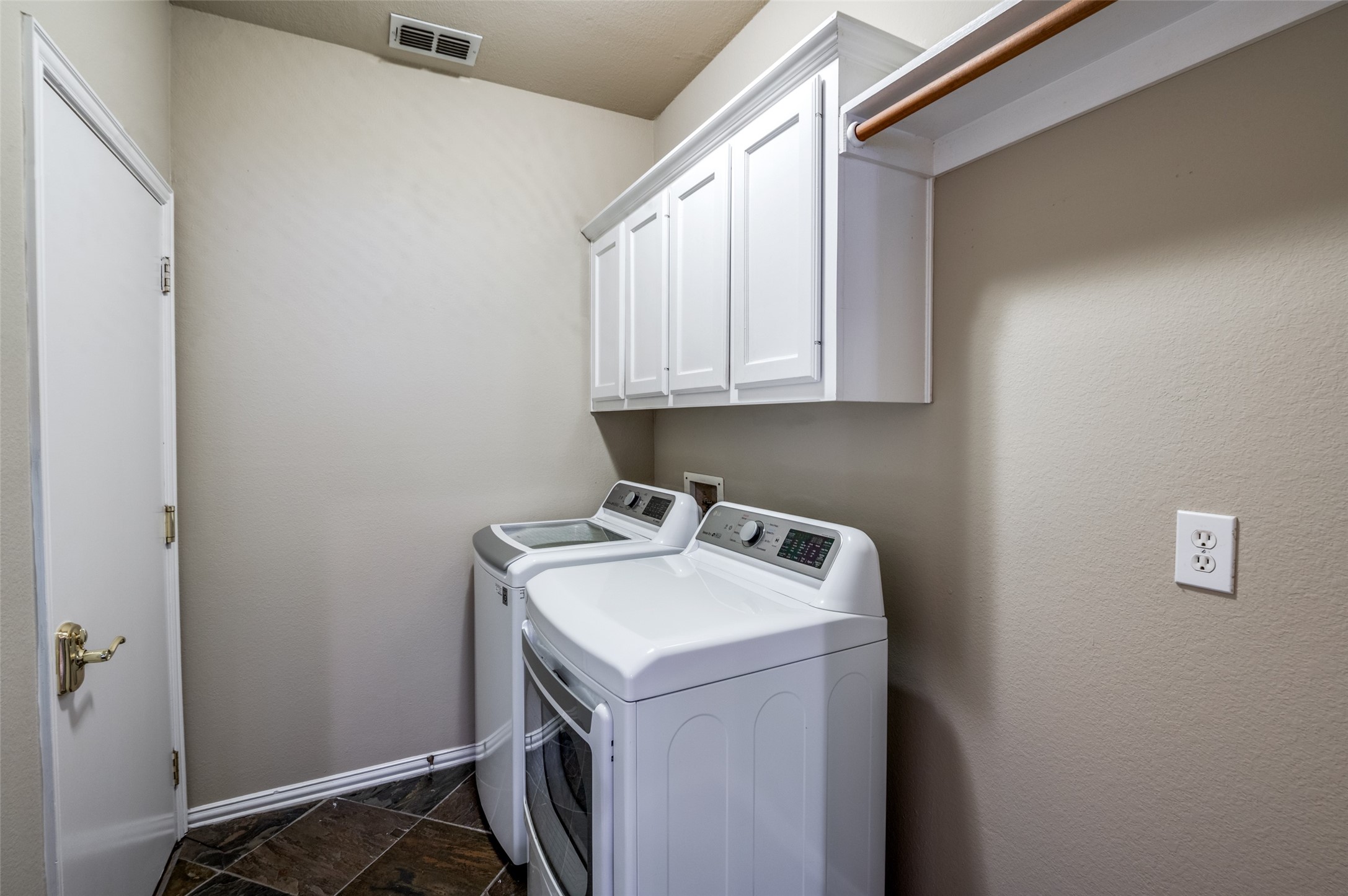 1005 Glendale Court