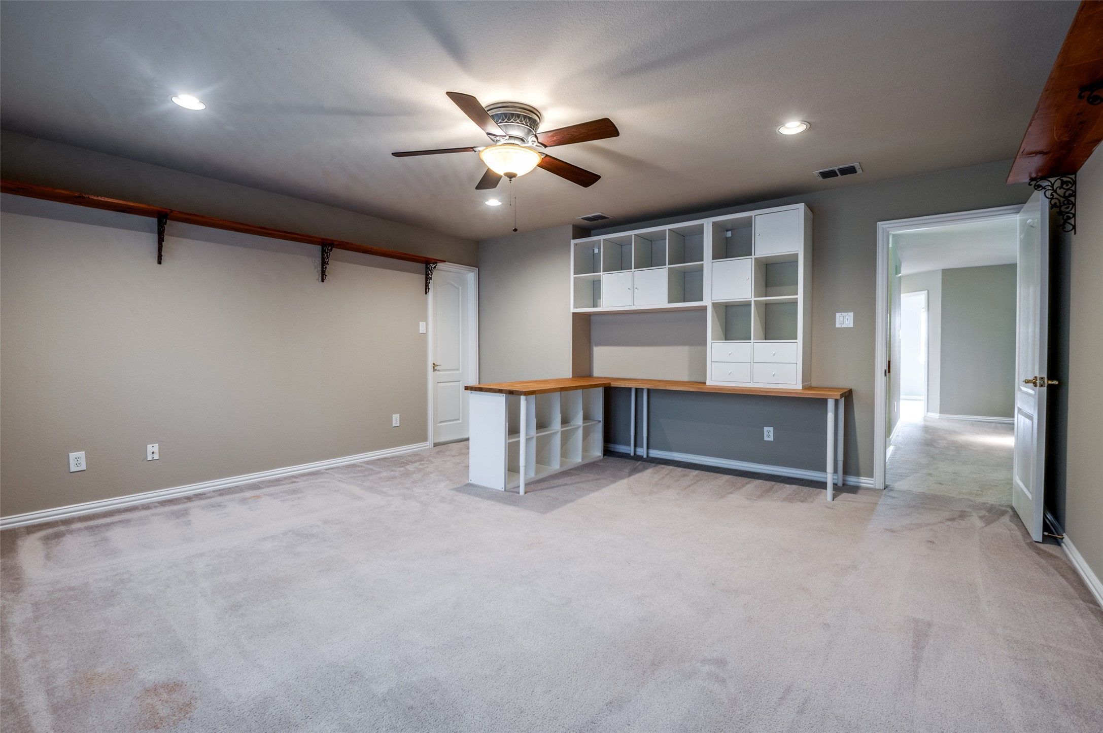 1005 Glendale Court