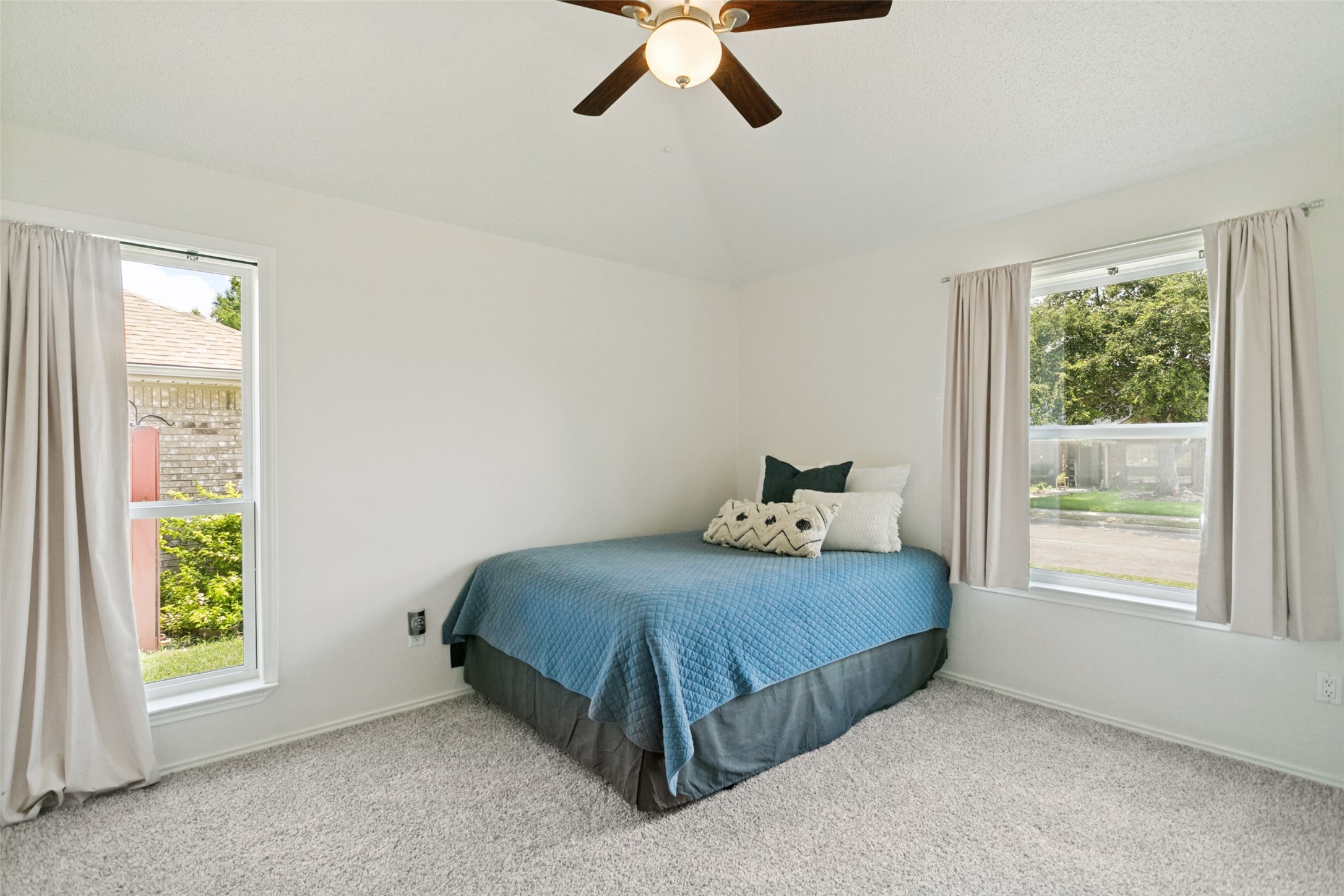 1513 Evergreen Drive