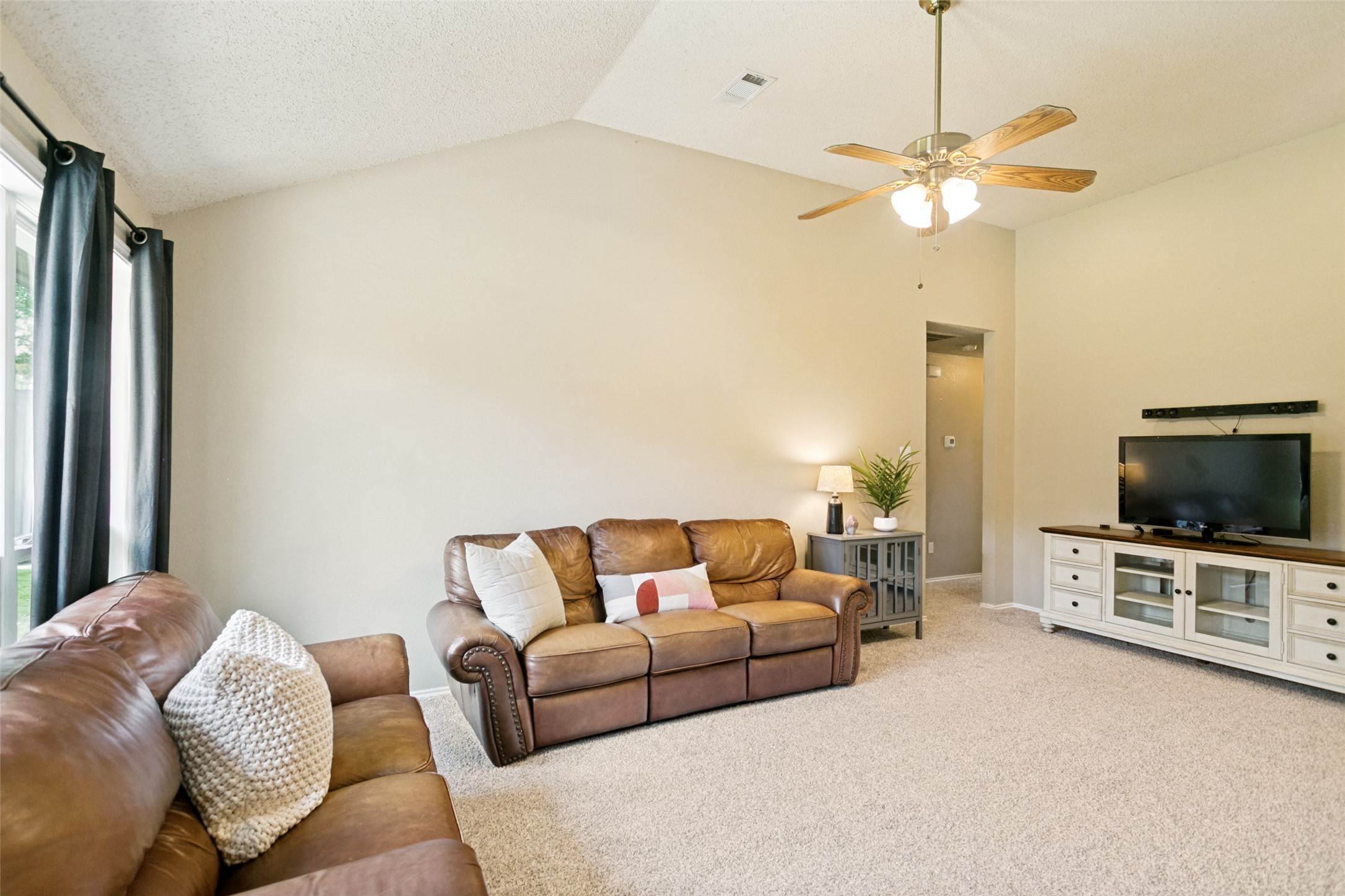 1513 Evergreen Drive